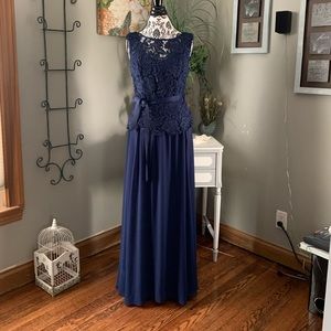 Alex Evenings Lace Bodice Belted Dress women’s 8